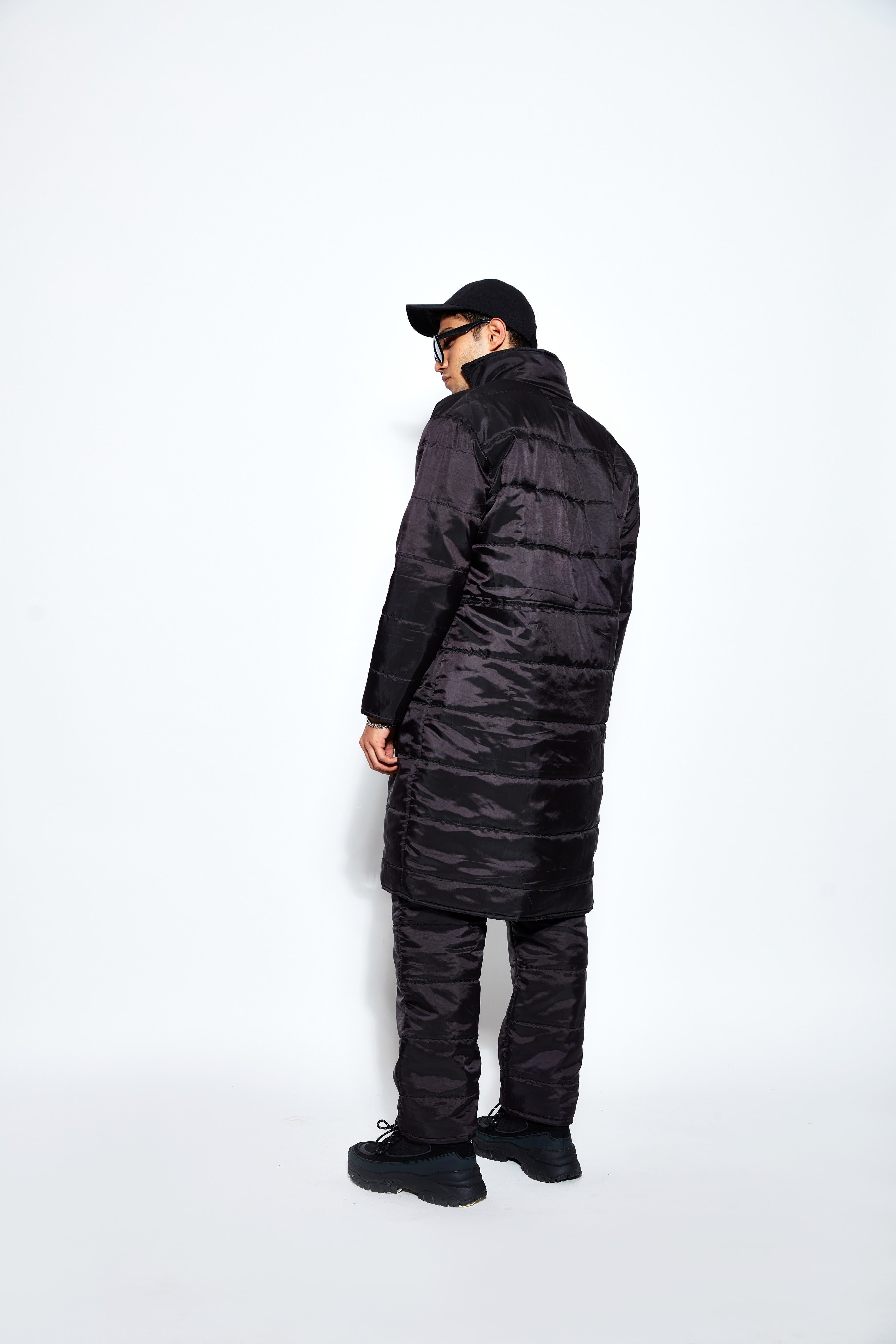 Unisex Long Puffer Jacket - Black