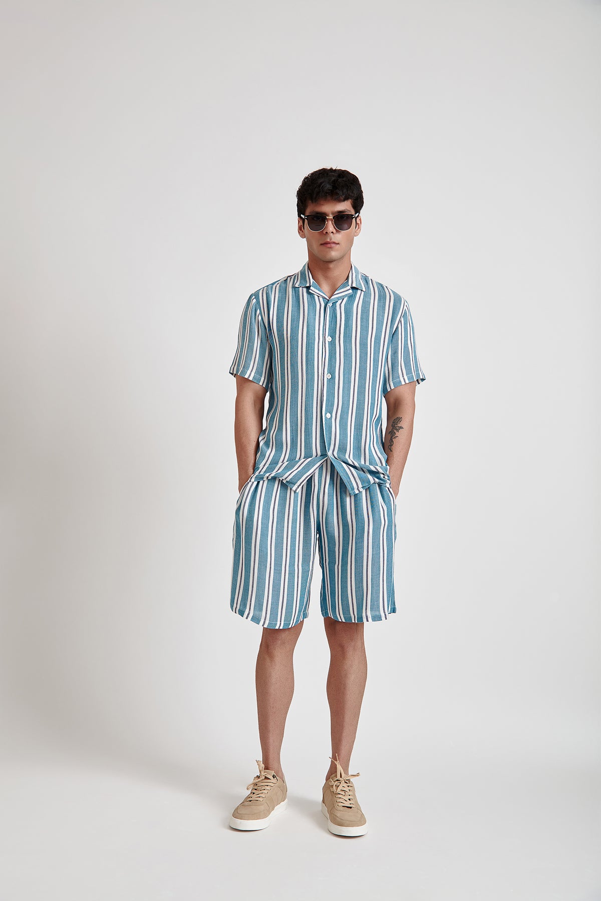 Striped Short-Sleeves Shirt