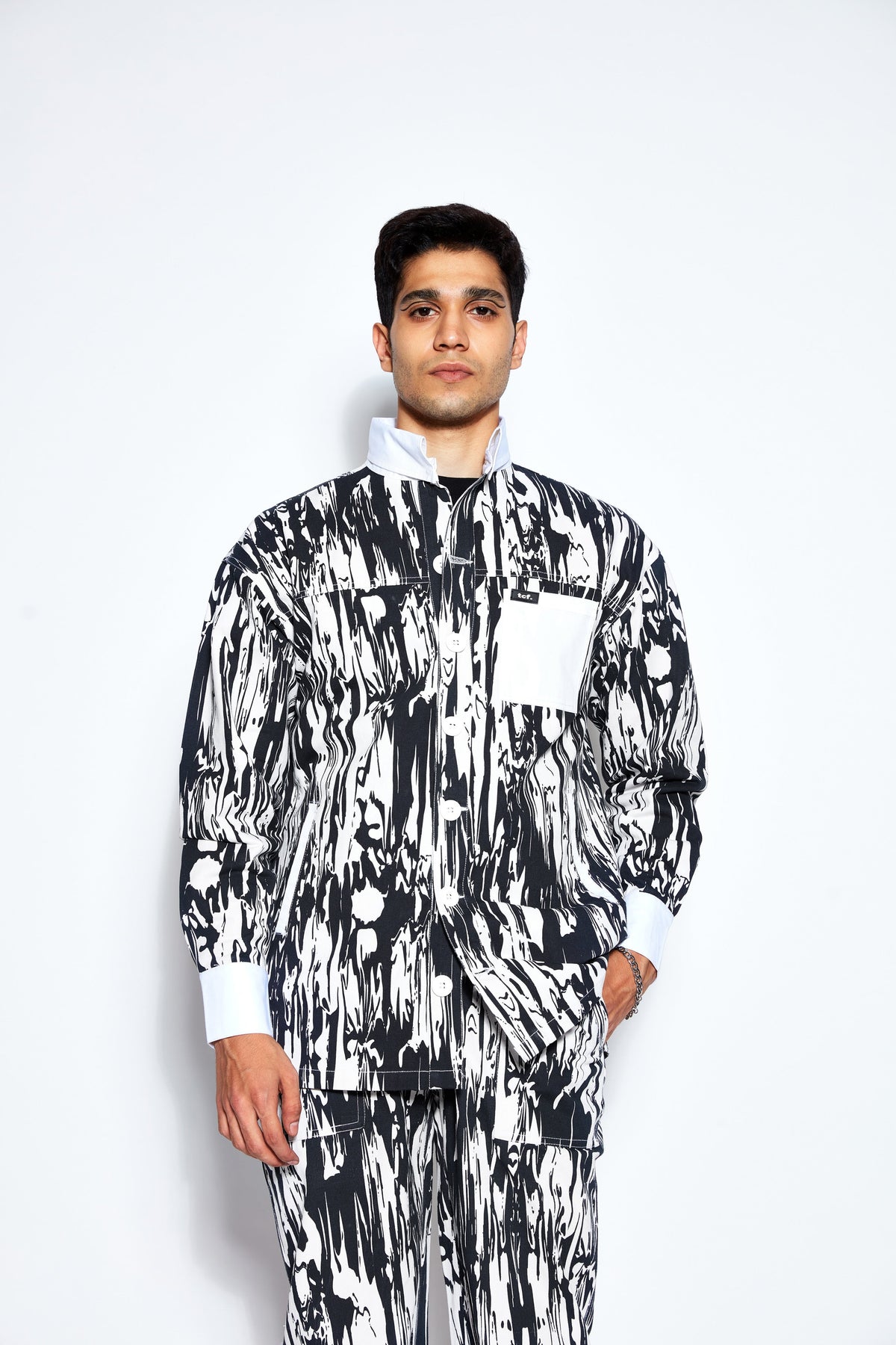 Abstract Print Twill Shacket- White