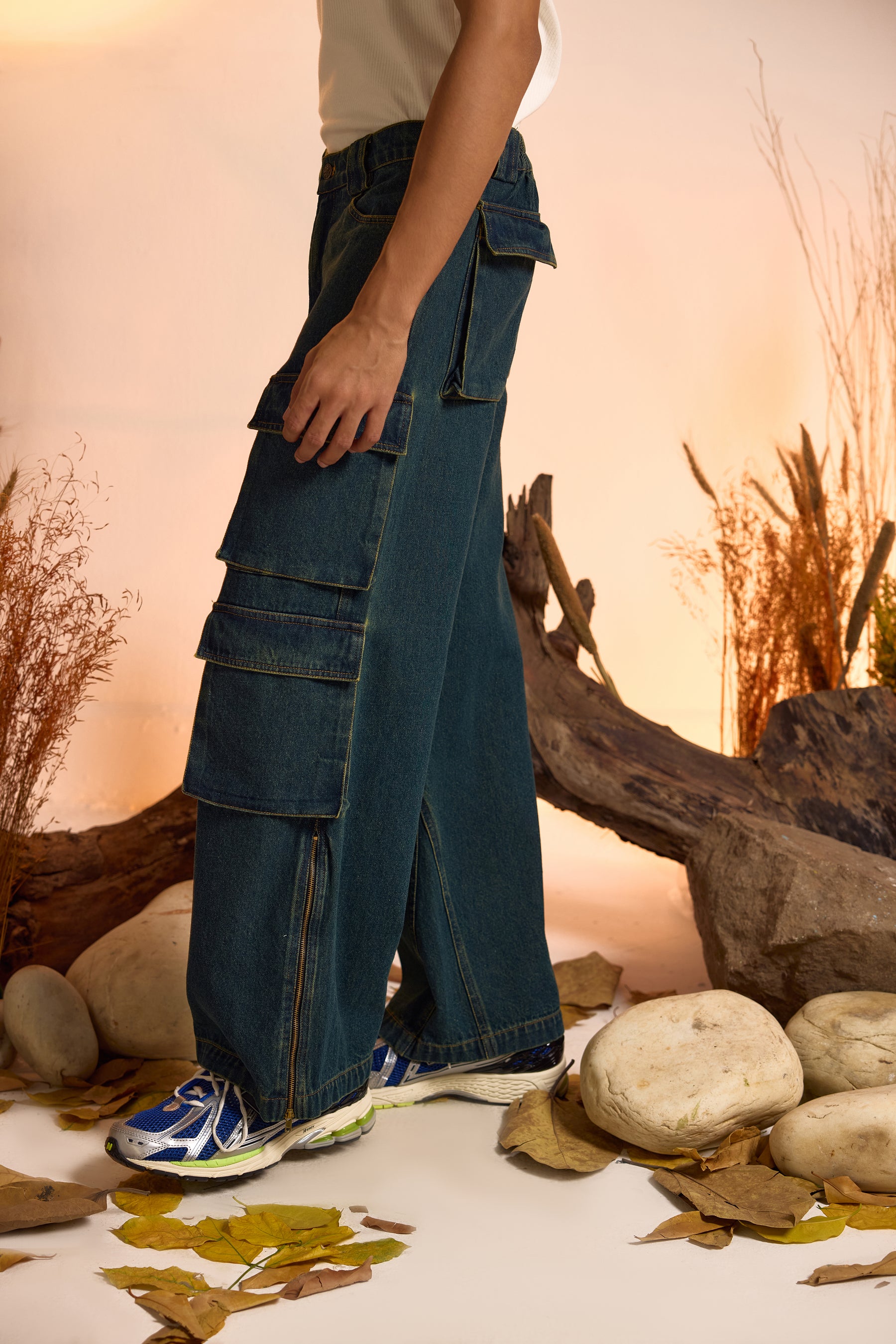 The Original- Straight Fit Cargo Jeans-Men - Main Image