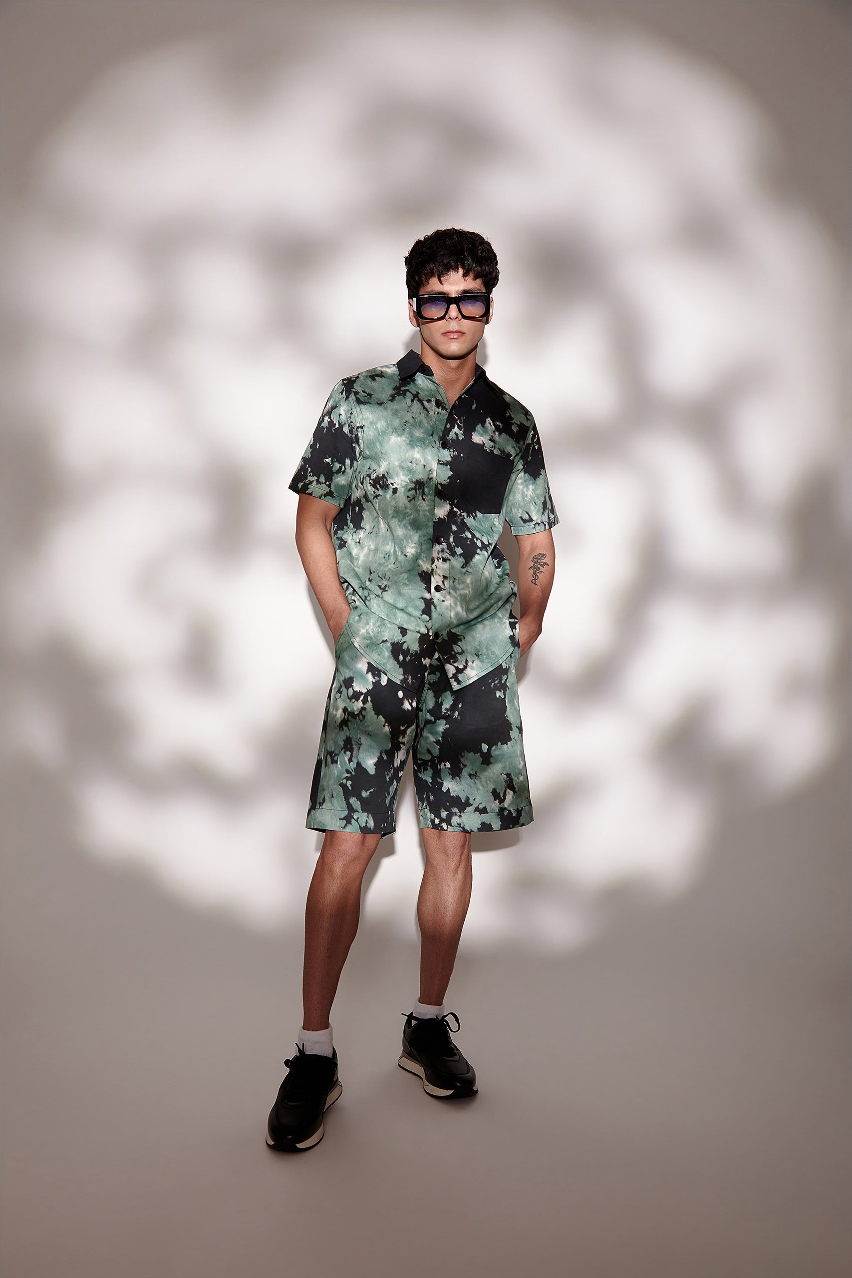 Tie & Dye Twill Men's Shirt and Shorts Set- Green & Black