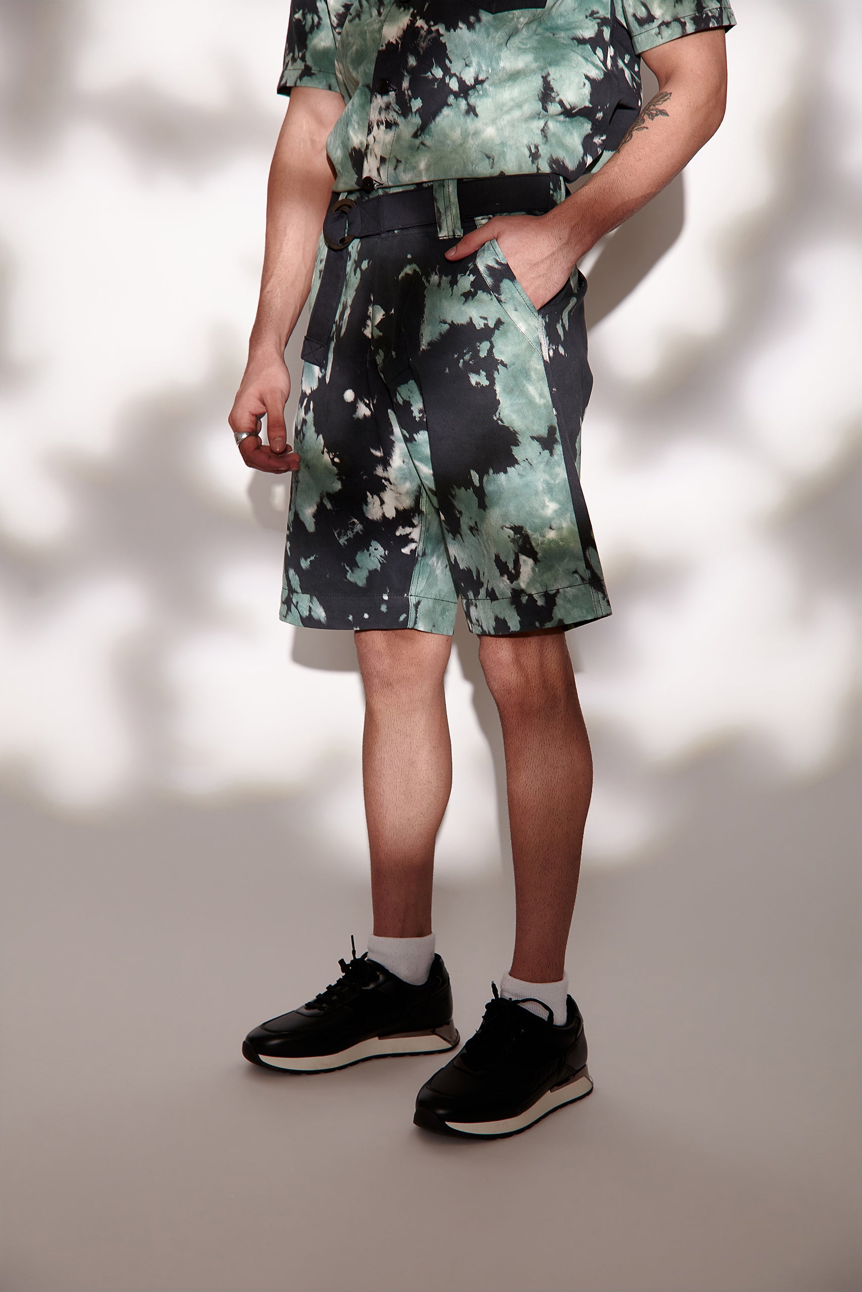 Tie & Dye Twill Men's Shirt and Shorts Set- Green & Black