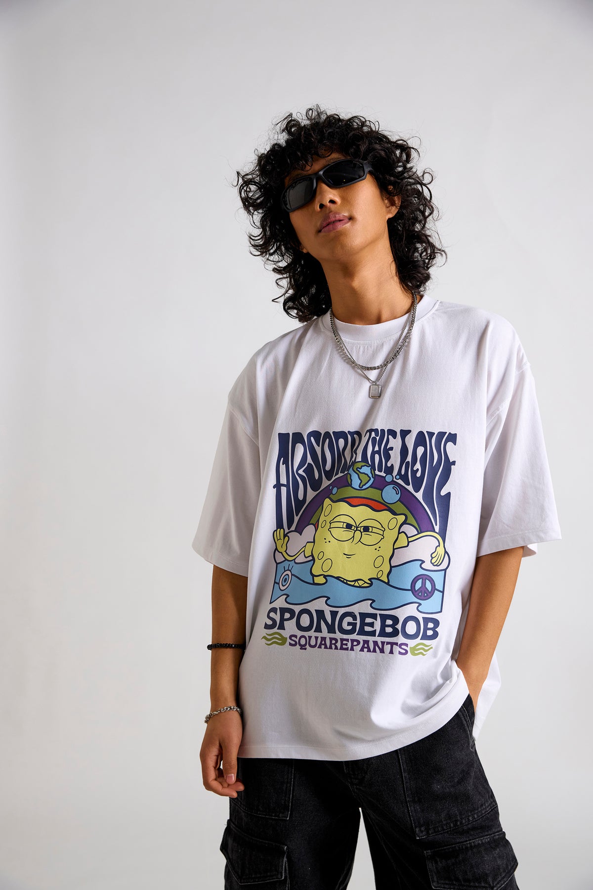 Spongebob: Abosrb the Love Men's Oversized T-shirt-White
