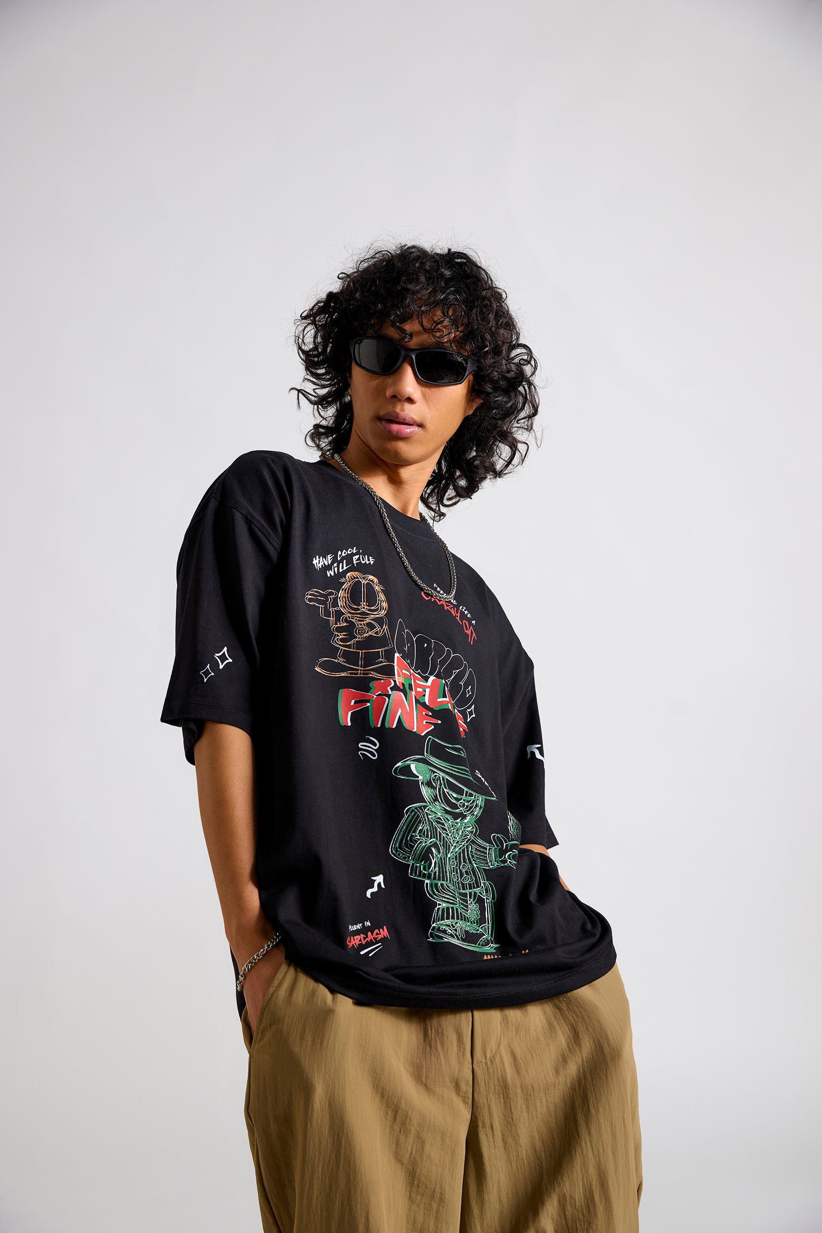 Garfield:Feeling Crazy Men's Oversized T-shirt