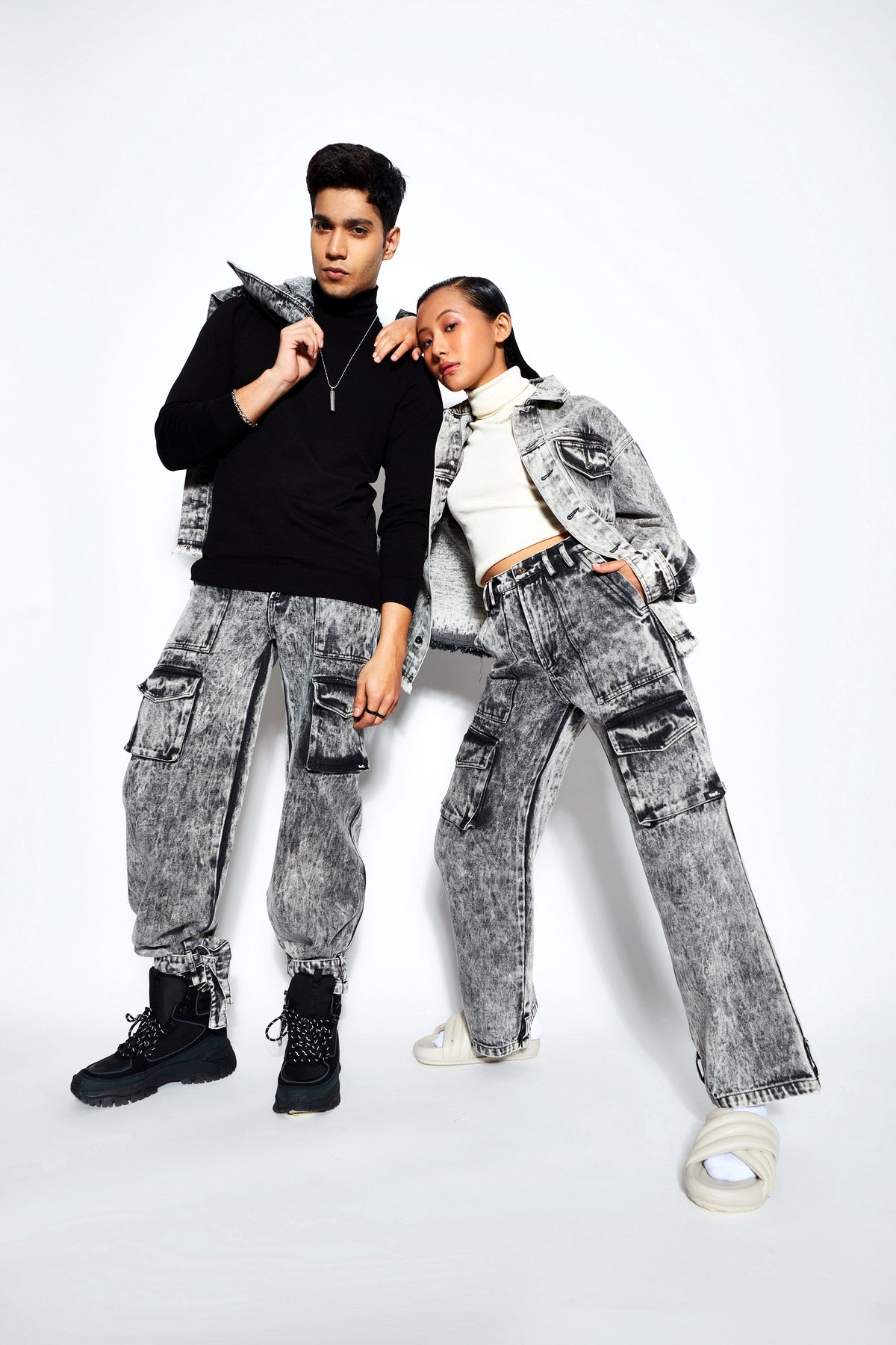 90s Baggy Denim Cargo Jeans- White - Main Image