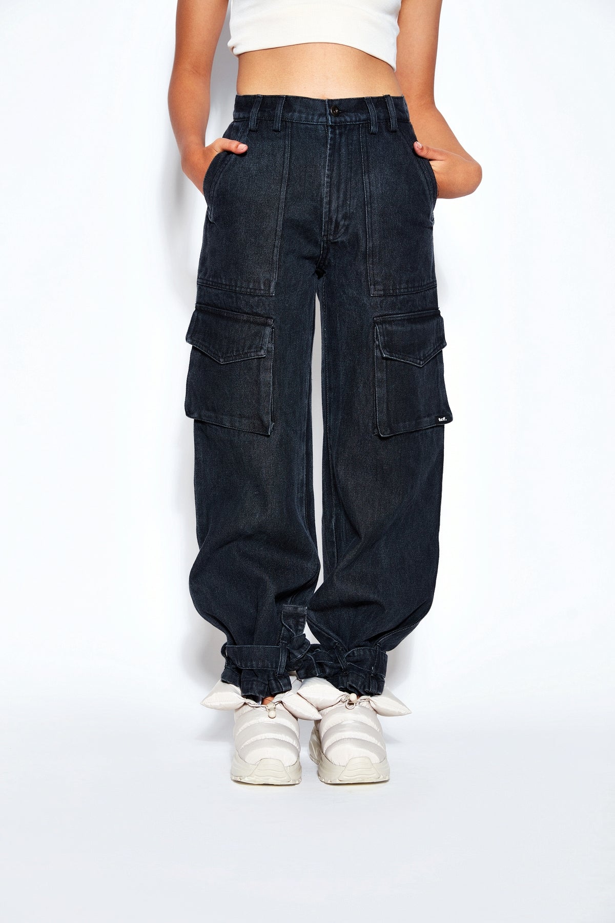 90s Baggy Denim Cargo Jeans- Black