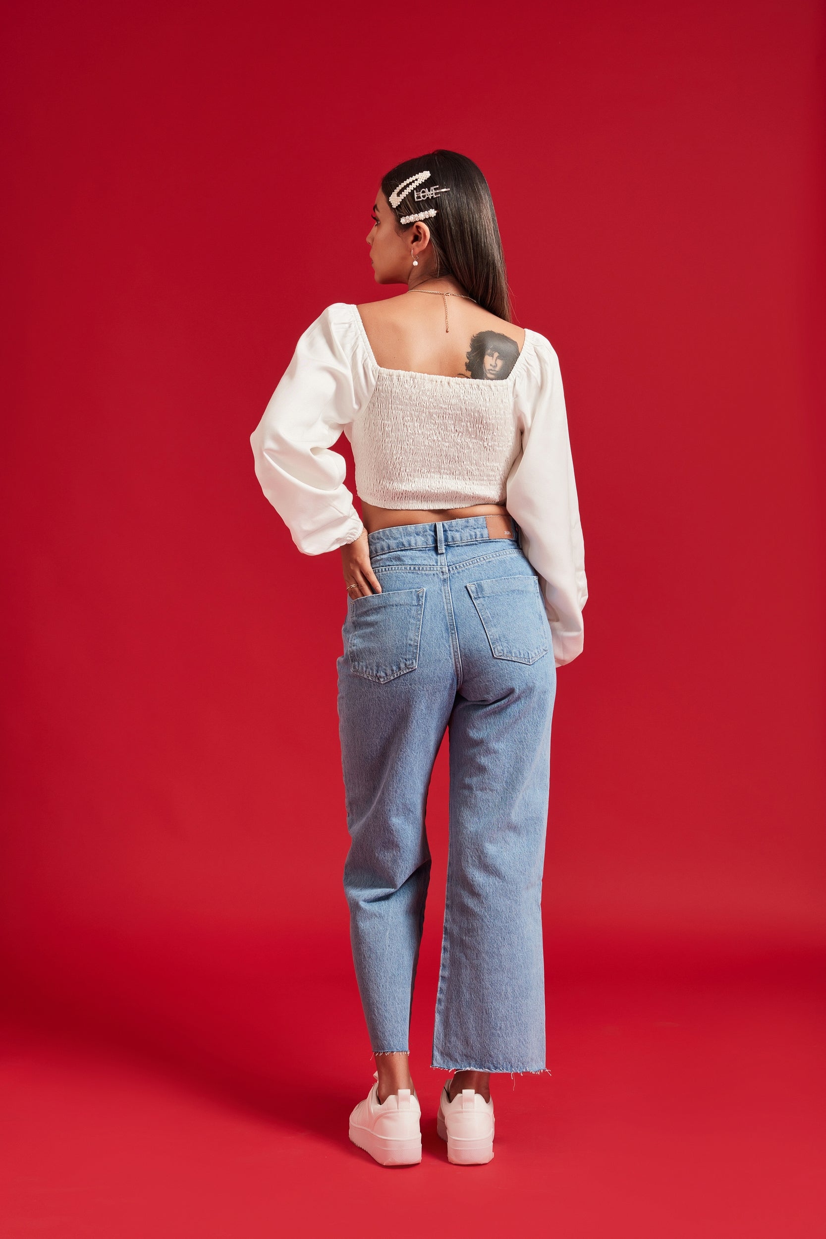 White Full Sleeves Hook & Eye Top