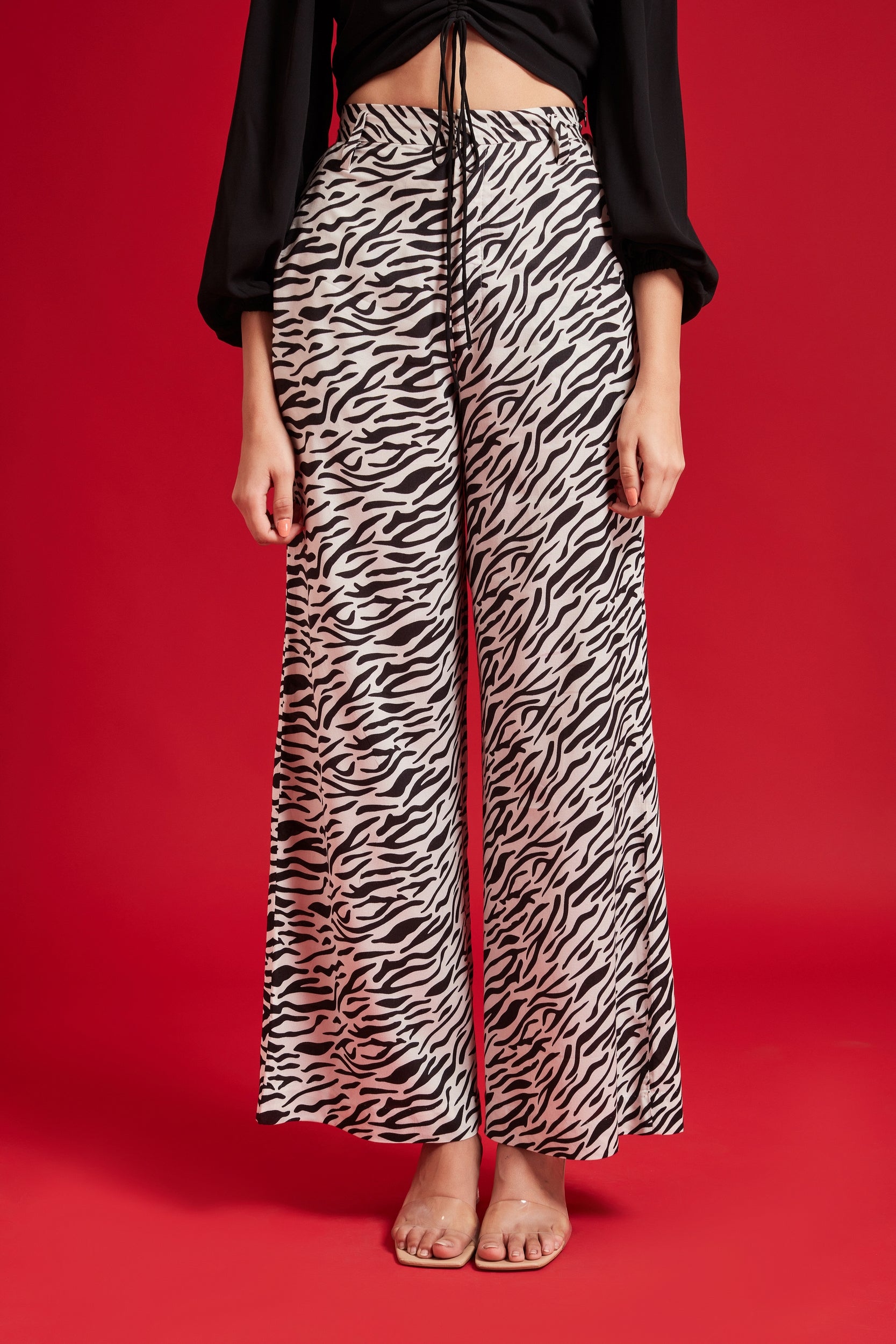 19,177 Leopard Print Pants Stock Photos, High-Res Pictures, and Images -  Getty Images